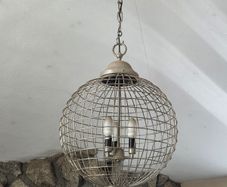 Feature centre piece pendant
