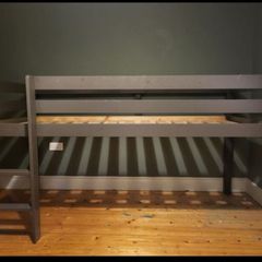 Mid sleeper bed