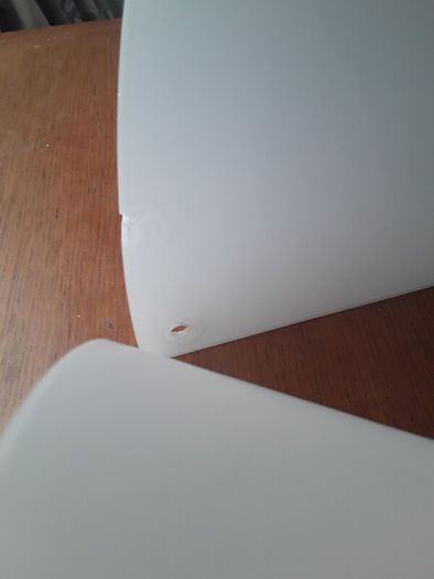 2 wall lights