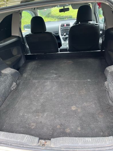 Toyota Auris Van