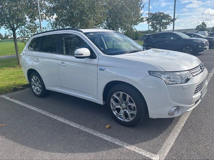 Mitsubishi Outlander 2015