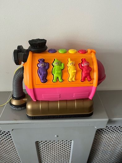 Educational toy Teletubbies shape sorter