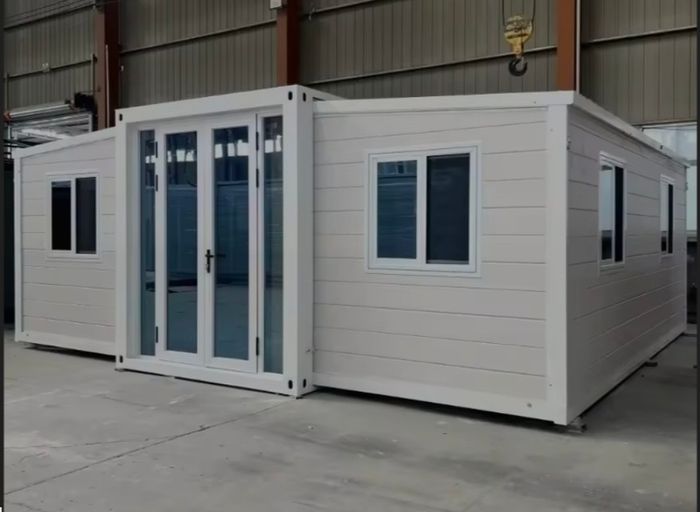 House- Container House