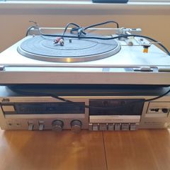 JVC record player and cassette player...both not working.