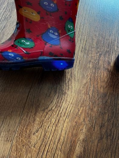 Boys wellies size 8