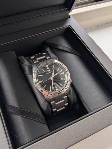 Grand Seiko Sbgn027 Gmt