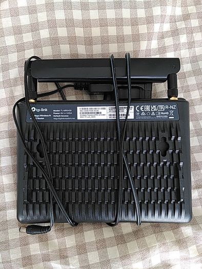 TP-link LTE router (150 Mbps mobile broadband)