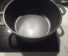 Cooking pot