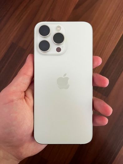 iphone 15 pro max 256 GB White
