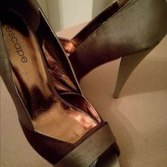 Escape Peep Toe Shoe Size 6 / 39