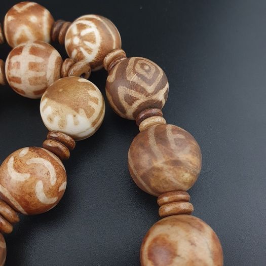 Burmese Antique Pumtek Pyu 18-19 mm Beads Necklace 24 inches