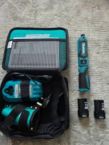 Makita TD022DSE 7.2V cordless impact driver kit