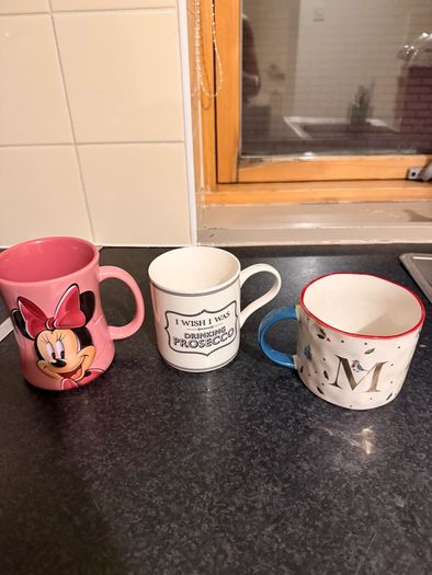 mugs