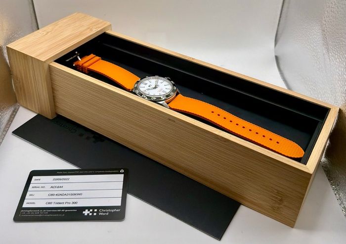 Christopher Ward C60 Trident Pro 300 42mm