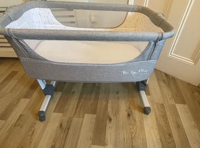baby cot next to me