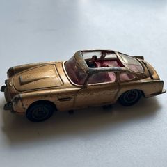 corgi james Bond DB5