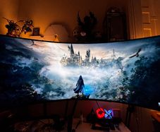 LG UltraGear 45" OLED Gaming Monitor - Like New!