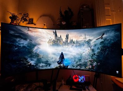 LG UltraGear 45" OLED Gaming Monitor - Like New!