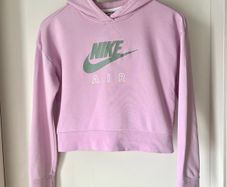Nike cropped hoodie 12/13