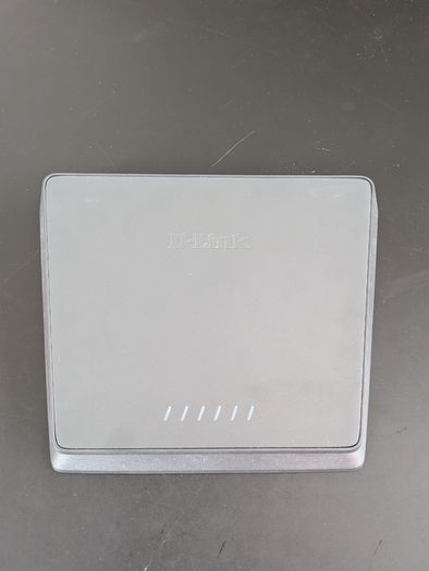 D-Link 6 port 10gbe / 2.5gbe gaming switch (DMS-106)