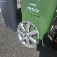 2006 Prius Original Hubcap x 1