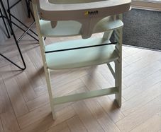 Hauck Alpha highchair and bouncer set