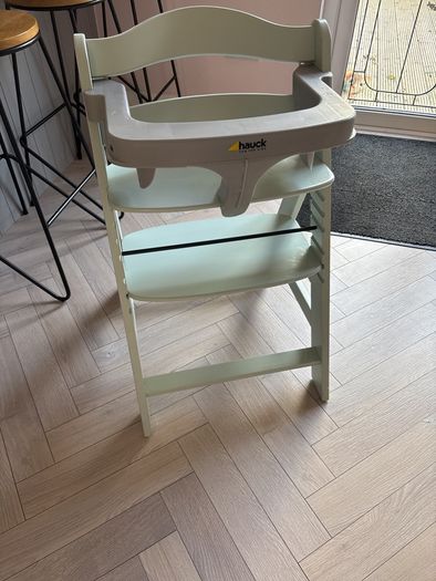 Hauck Alpha highchair and bouncer set