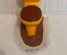 1970s Vintage Sindy Toilet