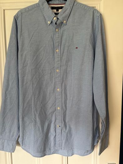 mans Tommy Hilfiger shirt