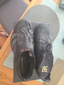 Predator elite football/soccer  boots