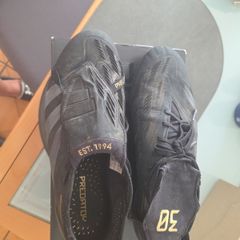 Predator elite football/soccer  boots
