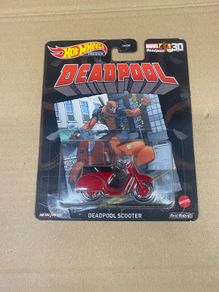 Deadpool Scooter Hot Wheels