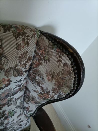 Wingback Loveseat