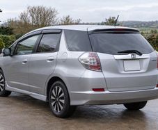Honda Fit Shuttle 2012