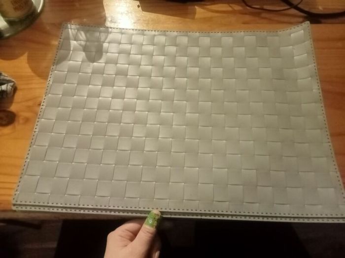 Large table mats x6