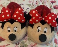Ladies Minnie Mouse slippers
