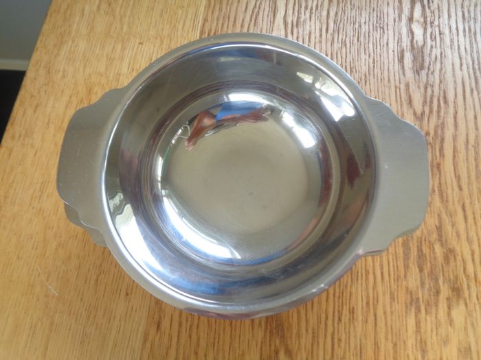 Stainless Steel Soup Bowls X 6 For Sale For Sale in Cork