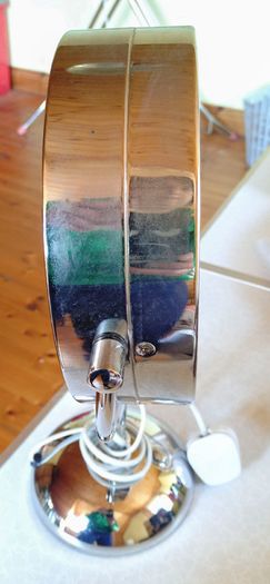 Revlon Magnifying Makeup Mirror, Wired (used).