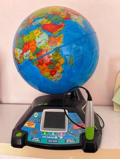 Electronic Globe