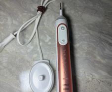 Oral B Genius X Rose Gold Electric Toothbrush