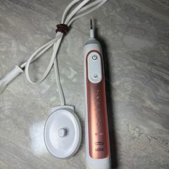 Oral B Genius X Rose Gold Electric Toothbrush