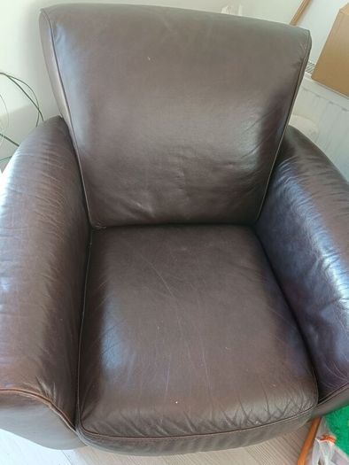 Leather armchairs are in very good condition.