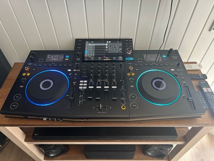 Reduced Reduced Opus Quad And Flight Case