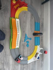 Race track