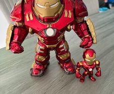 Marvel's Hulkbuster And Iron Man Action Figure Set
