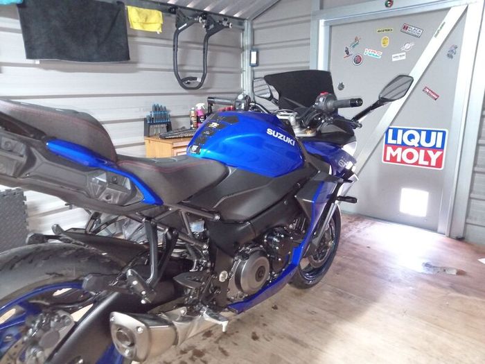 Suzuki gsx s1000 gt