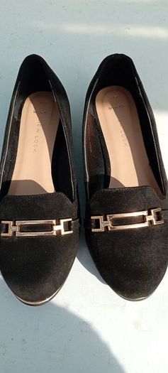 Flat Shoes