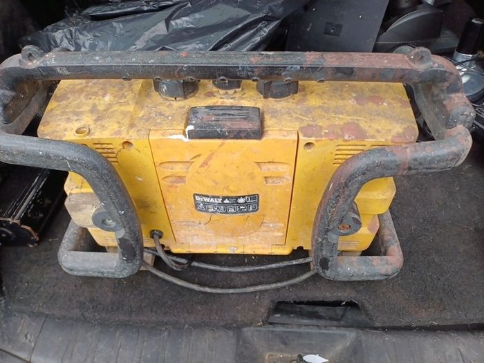 Dewalt Radio