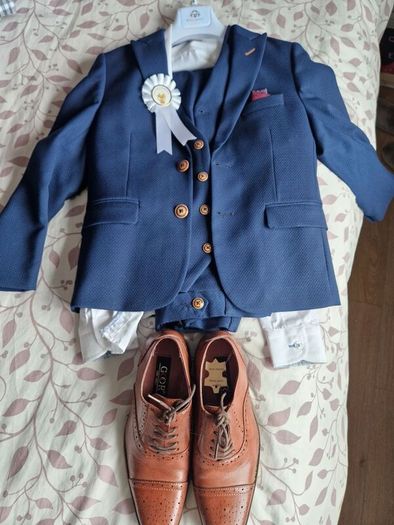 Kids suit and shoes