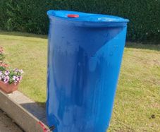Food safe 200l barrel with tap
